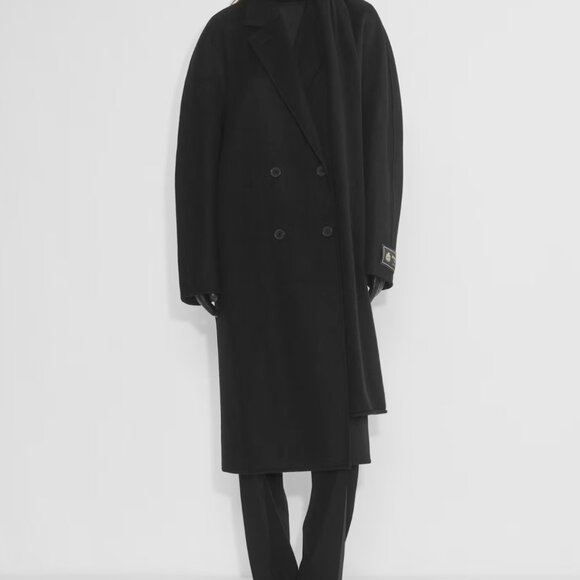 Like new - Aritzia Slouch Wool Coat - Black Size Small - Picture 2 of 5